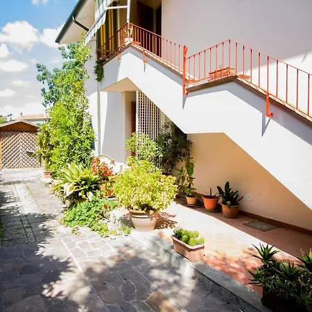 Innpisarentals - Cozy Flat Apartment Pisa